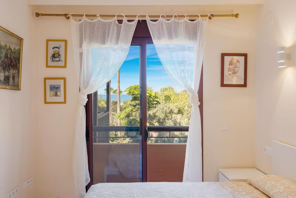 Breath Taking Views At Brisas, 3br Flat W/pool Apartamento Marbella