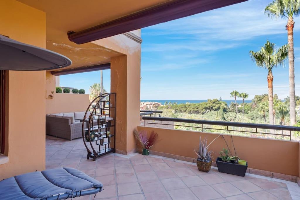 Breath Taking Views At Brisas, 3br Flat W/pool Marbella